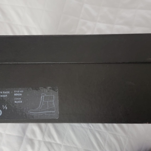 J Crew Gwen Lug Faux fur booties front zipper - Picture 3 of 3